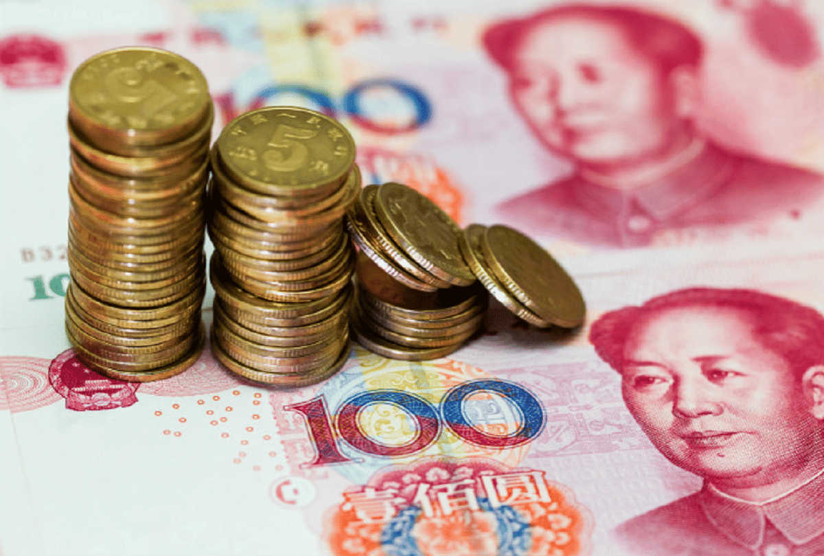 According to economic analysts, chinese bonds sold in Yuvan rose in price for eight consecutive months from April to November this year