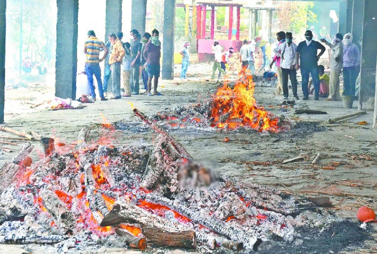 Family Funeral Not Done Immersion In Ganga Due To Covid