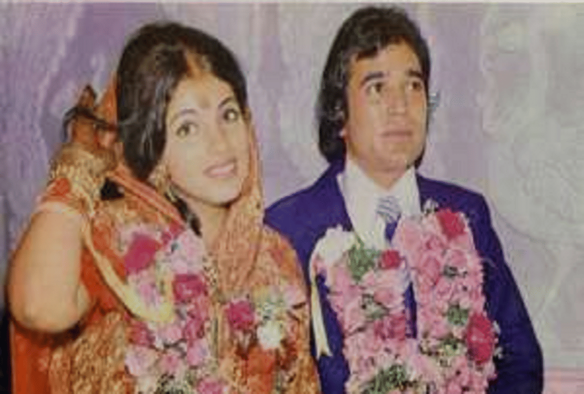 Dimple Kapadia and Rajesh Khanna Met after 4 years of Seperation for the film 'Jai-Jai Shiv Shankar'