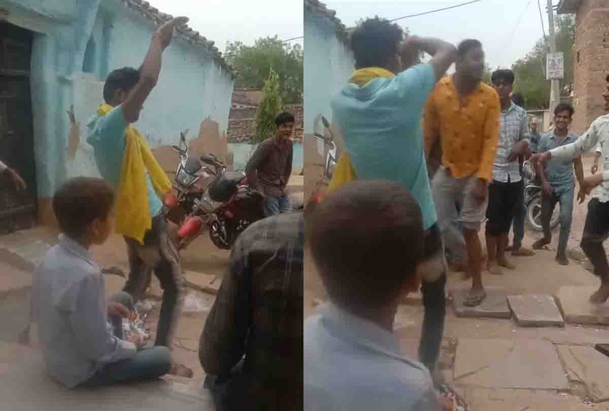panchayat election: pradhan supporters forced  girl to be dance on DJ