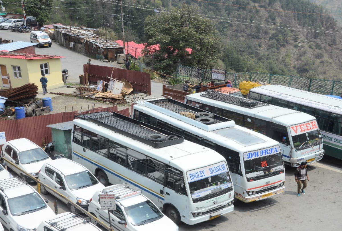 Drivers and operators of private buses will go on strike in himachal
