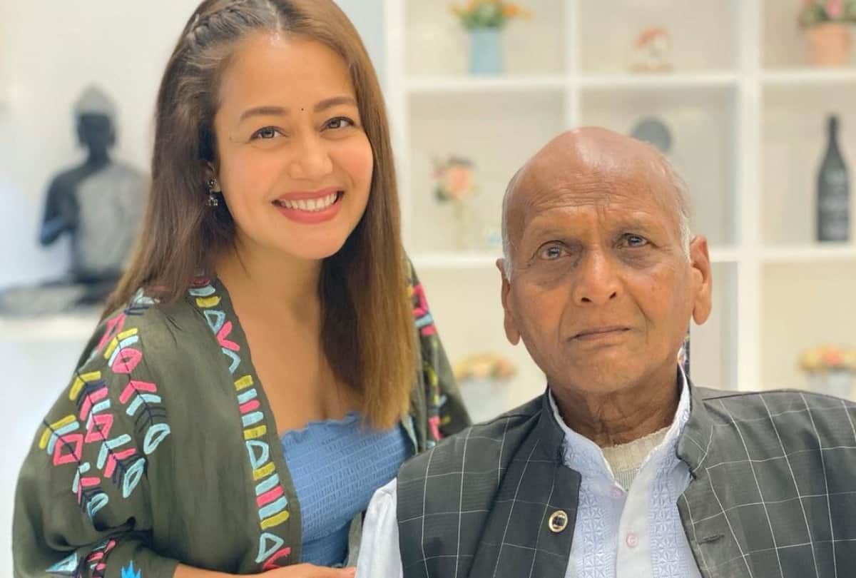 Neha Kakkar Revisits Her Struggling Days With A Throwback Picture Says When I Started Singing