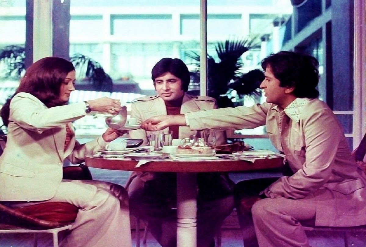 Bioscope with Pankaj Shukla Trishul Amitabh Bachchan Sanjeev Kumar Shashi Kapoor Mithun Chakraborty