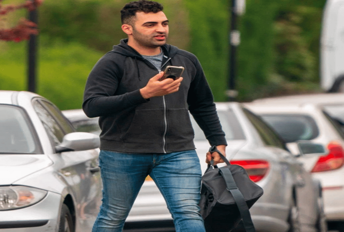 britain plumber demand 4 lakh rupees for repair a pipe bill goes viral