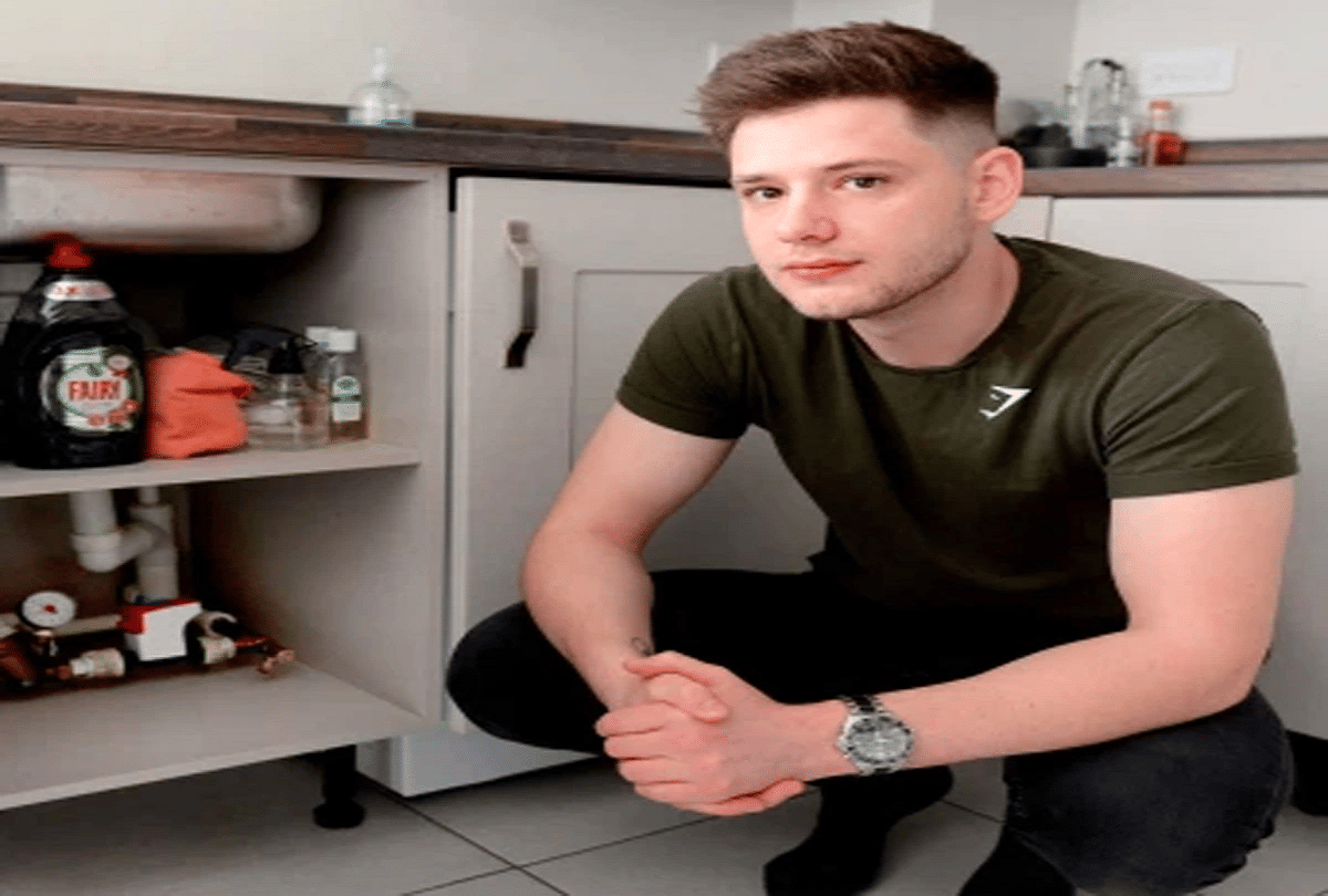 britain plumber demand 4 lakh rupees for repair a pipe bill goes viral