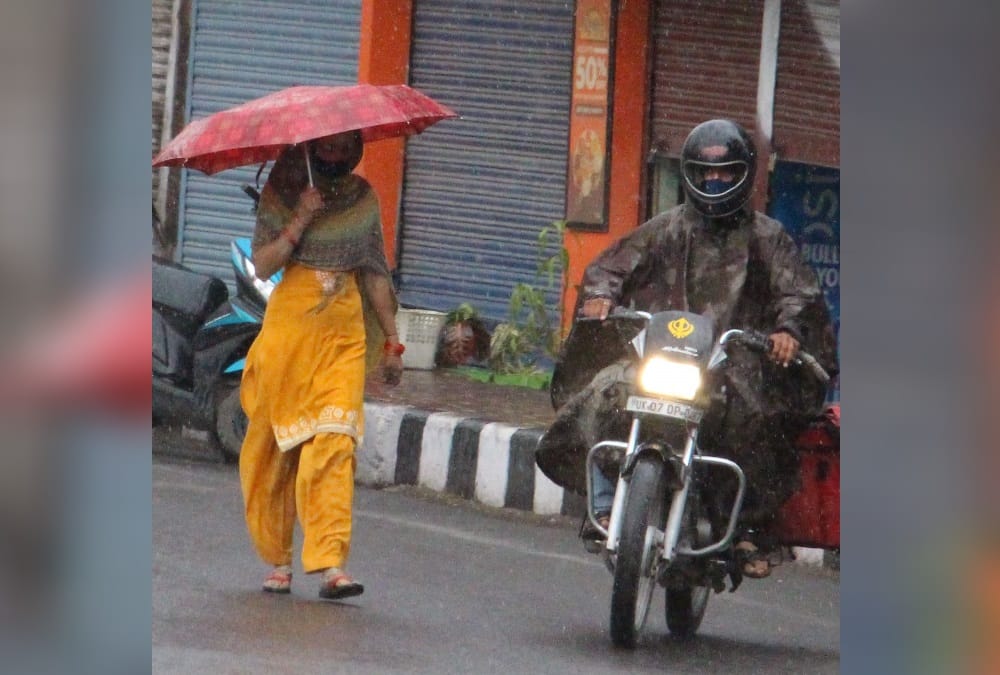 Uttarakhand weather news: Heavy Rainfall And Snowfall Alert in Hilly Areas for next 48 Hours