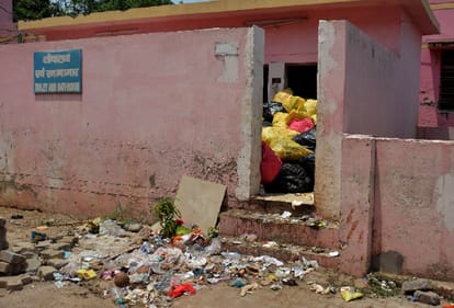 Swachh Survekshan 2021 Why varanasi nagar nigam ranking slipped three places know the reason