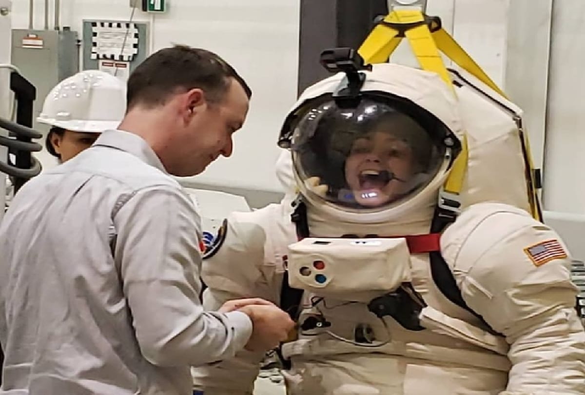 Mars Mission Alyssa Carson may become the first lady astronaut who will land on mars surface