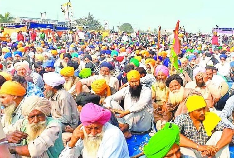 Farmers Protesting on Kundli Border in Haryana not getting corona Test