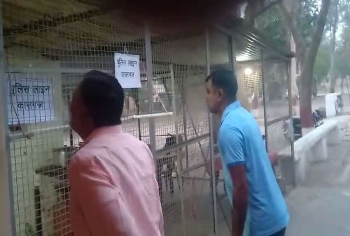 innovative way of kasganj police to take steam to protect from corona infection