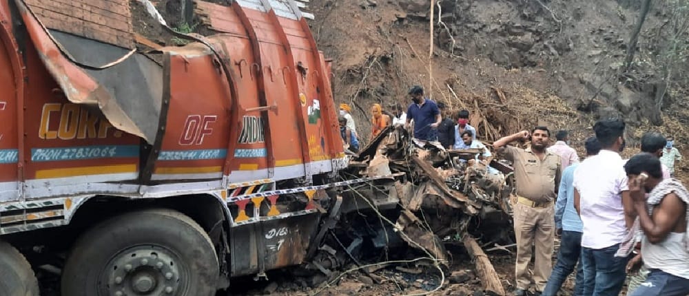 four people killed after a truck collided with a highway and fell into a ditch