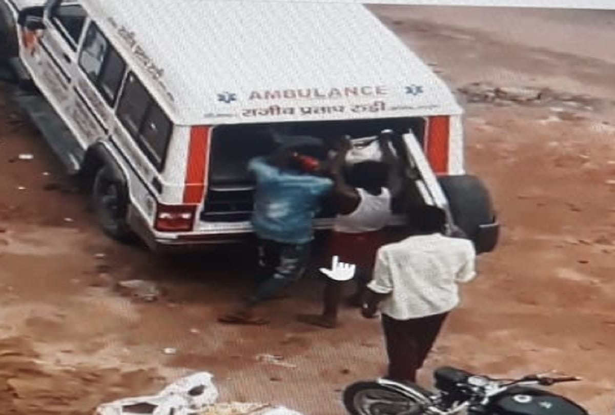 Bihar:  transportation of sand in mp Rudis ambulance, Pappu Yadav released video and appealed to PM