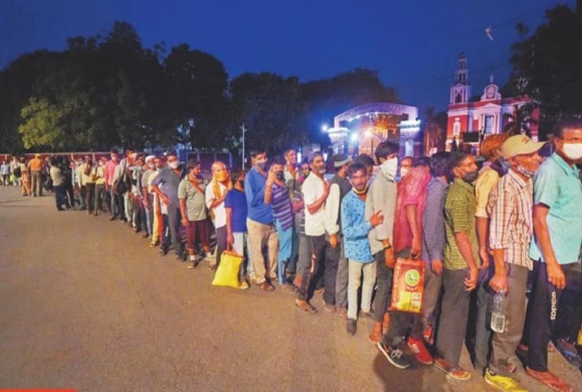 Delhi news:  Even now the pain of migrants is not less