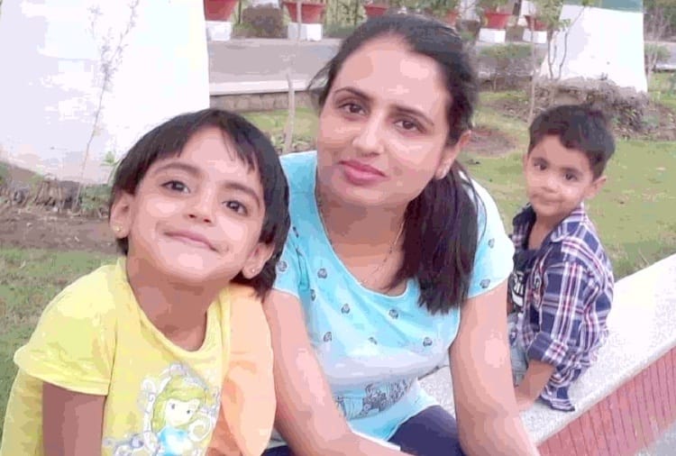 Mothers Day: Chandigarh Police female constables playing her responsibility during corona pandemic