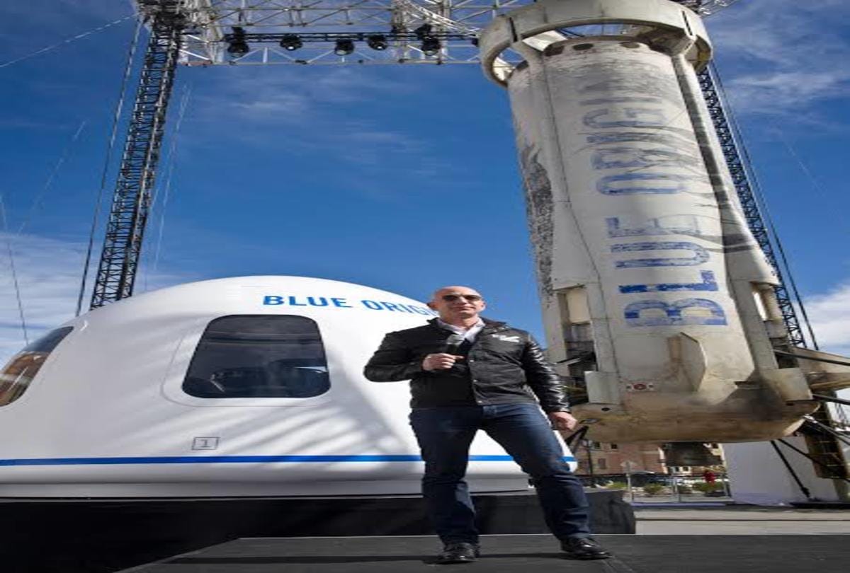 space tour for public jeff bezos blue origin first astronaut flight