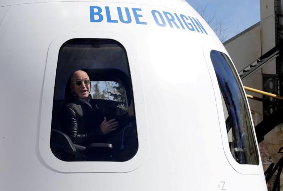space tour for public jeff bezos blue origin first astronaut flight