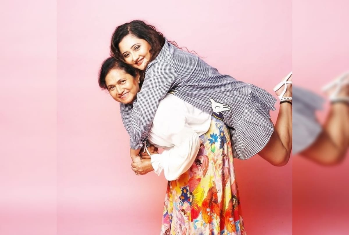 bigg boss 15 rashami desai mother supported her says my daughter handle everything very strongly