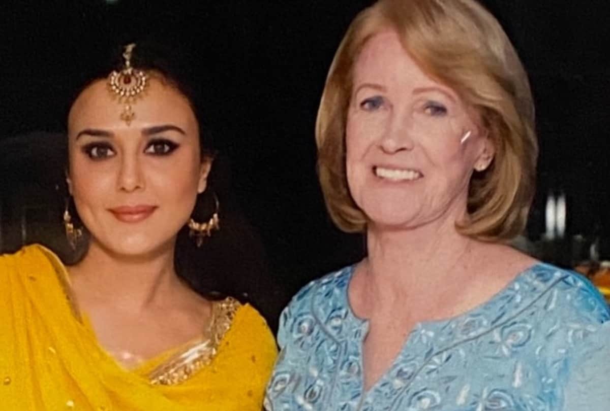 Preity Zinta Shares Pic With Her Mother In Law On Mothers Day Users Trolls And She Replied