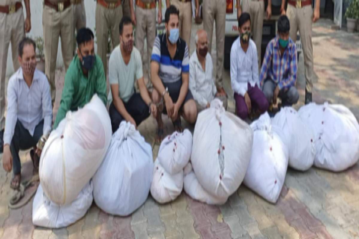 shroud black marketing gang busted in baghpat baraut, seven arrested including mastermind