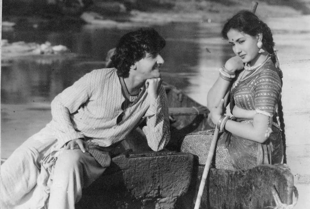 These 10 Top Bollywood Films Of Golden Era Of 1950s You Must Watch Gurudutt Madhubala Raj Kapoor