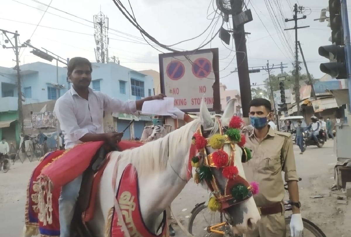 police issue challan against horse rider for not wearing mask in agra