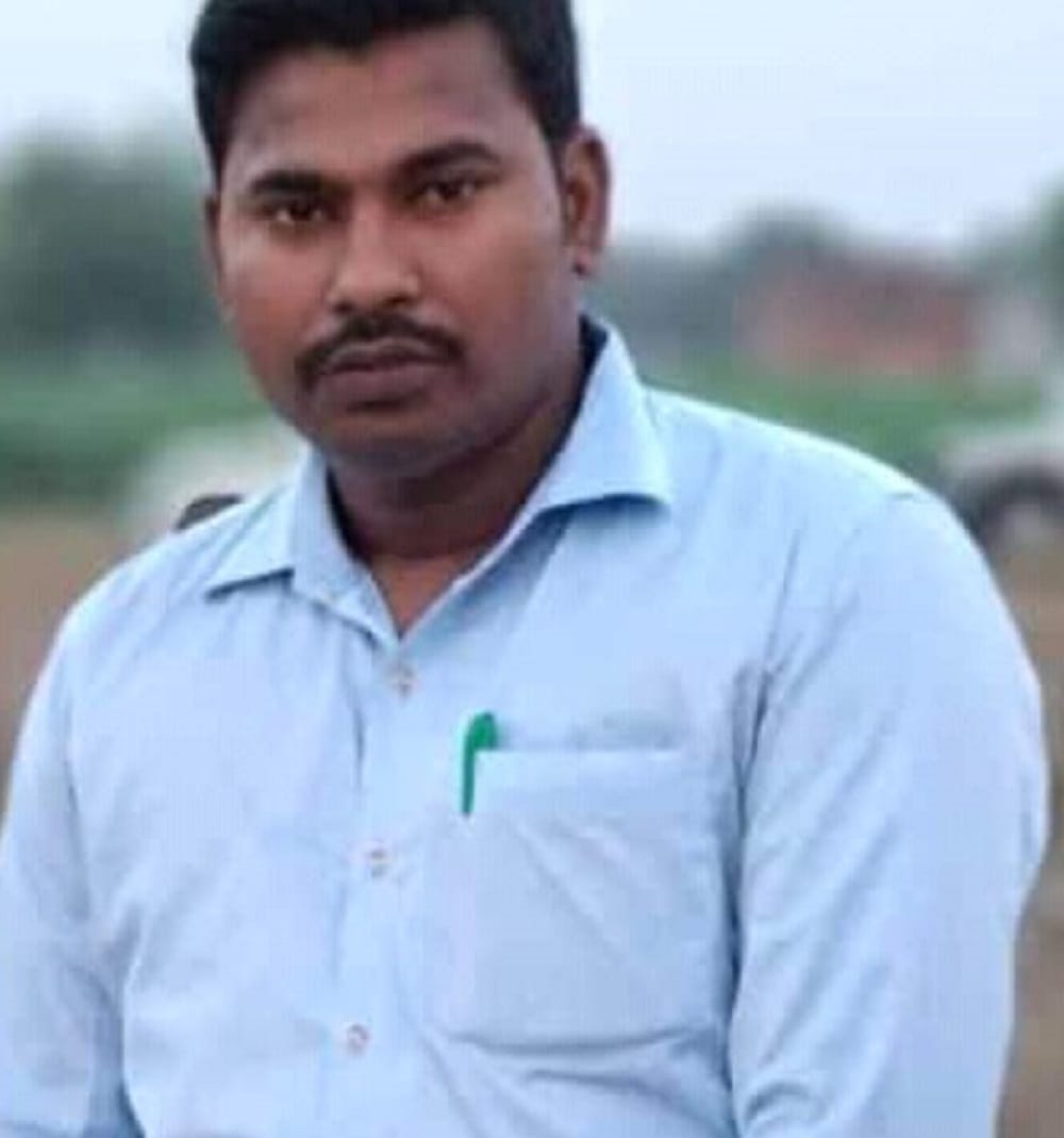 In Panchayat elections, the death of an infected young teacher during duty, created an uproar in chandaulee 7 / 5000 Translation results Chandauli