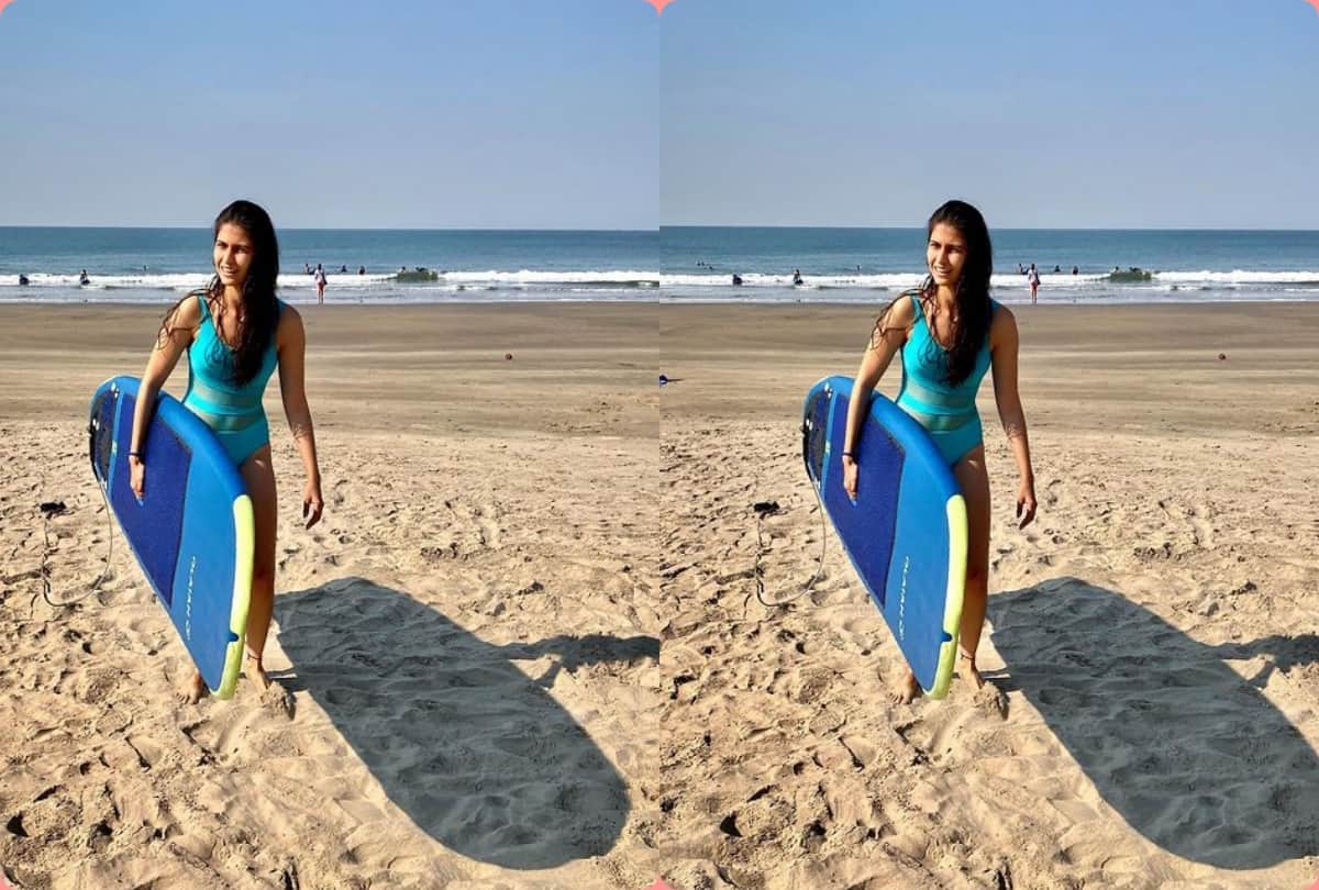 Deepak Tijori daughter Samara Tijori glamorous look photos on instagram