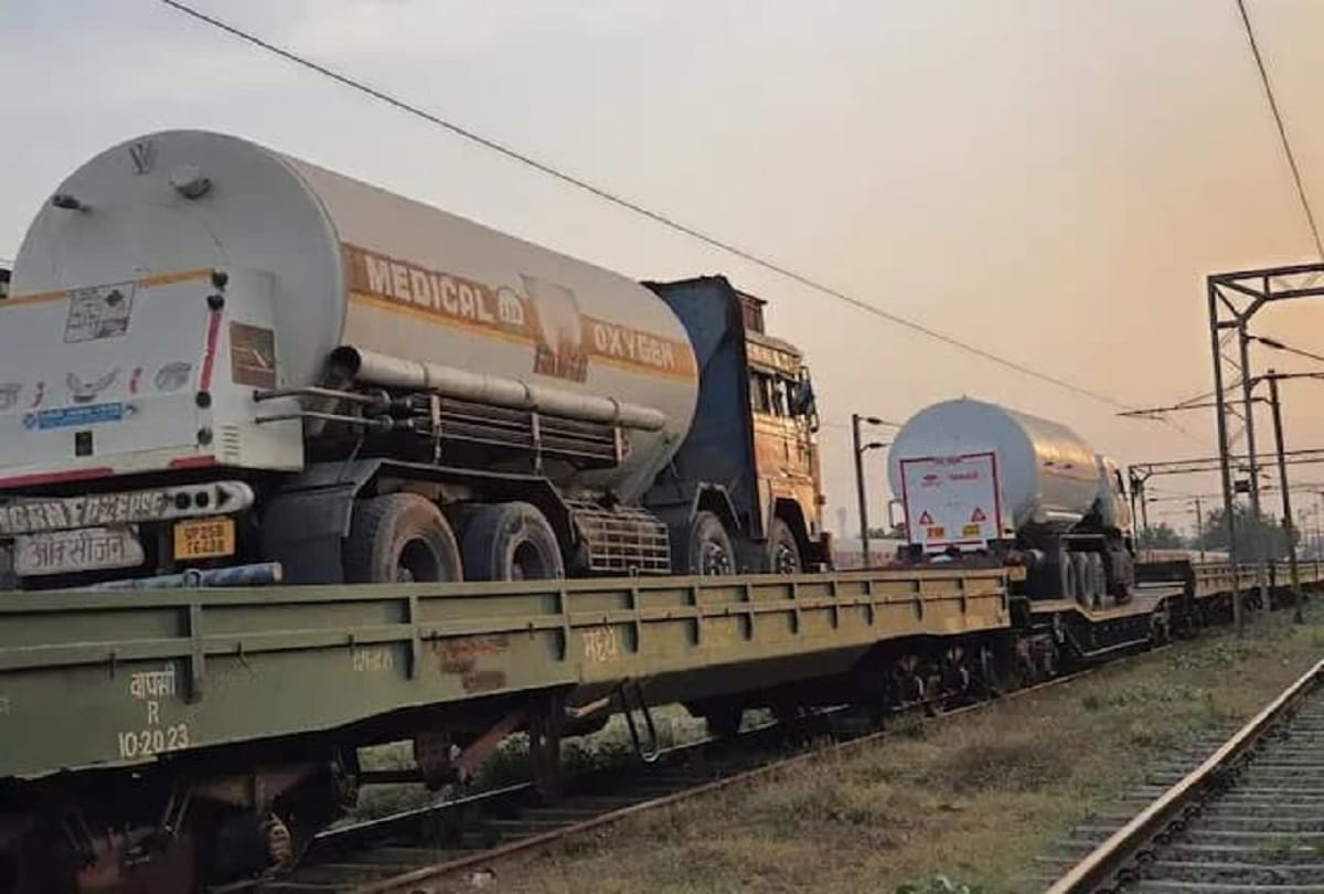 railways supplied more than ten thousand metric tons of liquid medical oxygen to entire country
