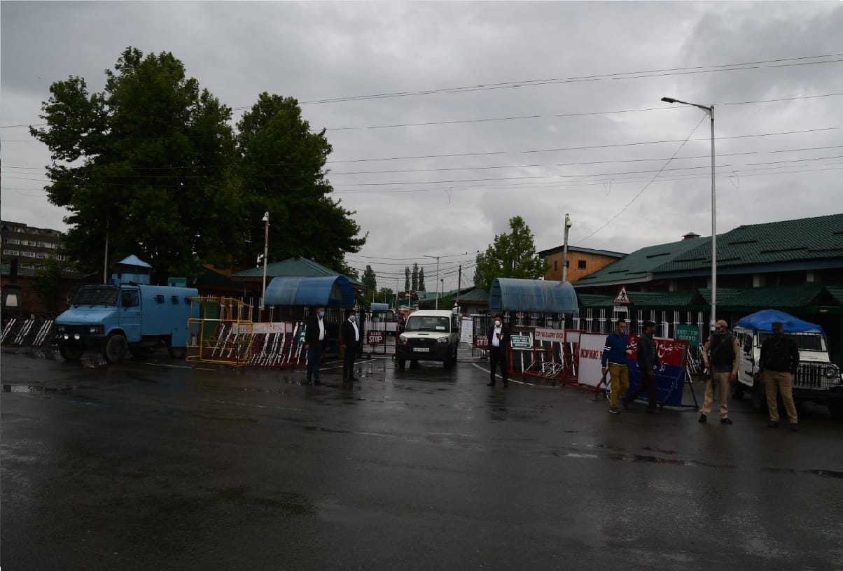 coronavirus in jammu kashmir covid 19 Corona curfew in Ladakh till May 17