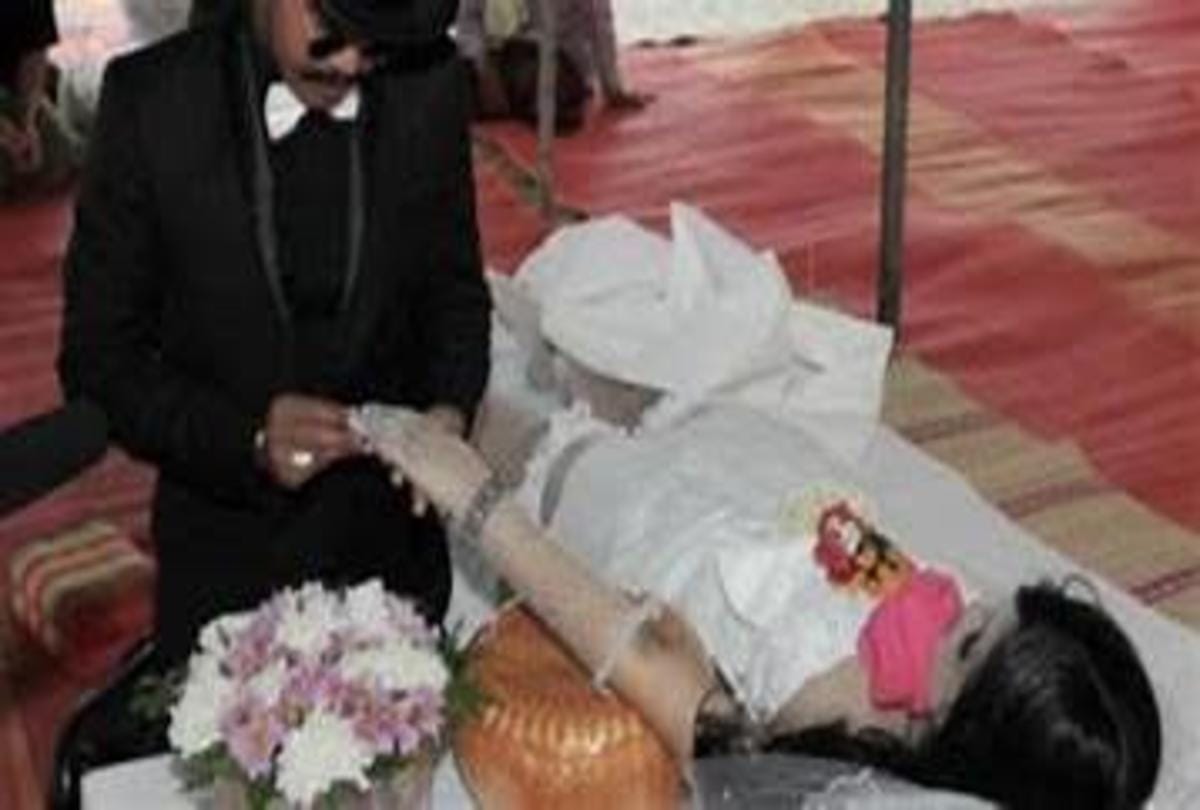 Weird Laws Of France People Can Legally Marry With Dead Person