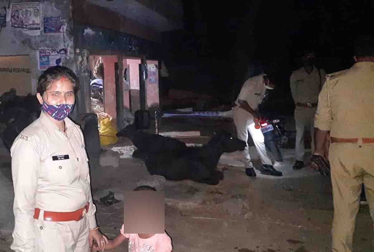 Jeth kills daughter-in-law with sharp-edged weapon at home door