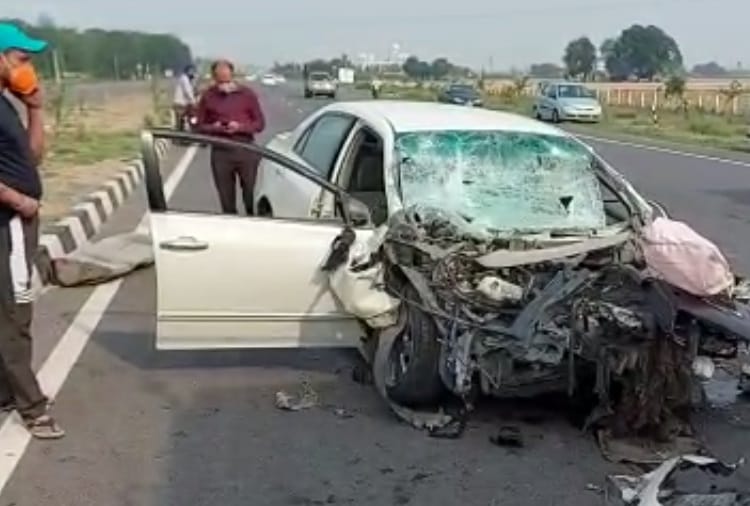 AAP Leader and his two friends died in Road Accident At Khamano of Punjab