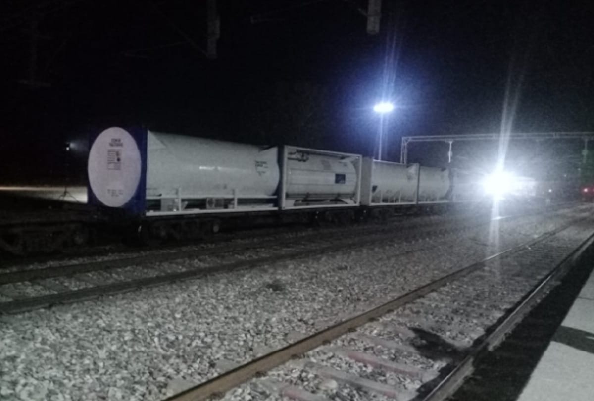 Corona in Uttarakhand: Train Reached Dehradun carrying 120 metric tons of oxygen