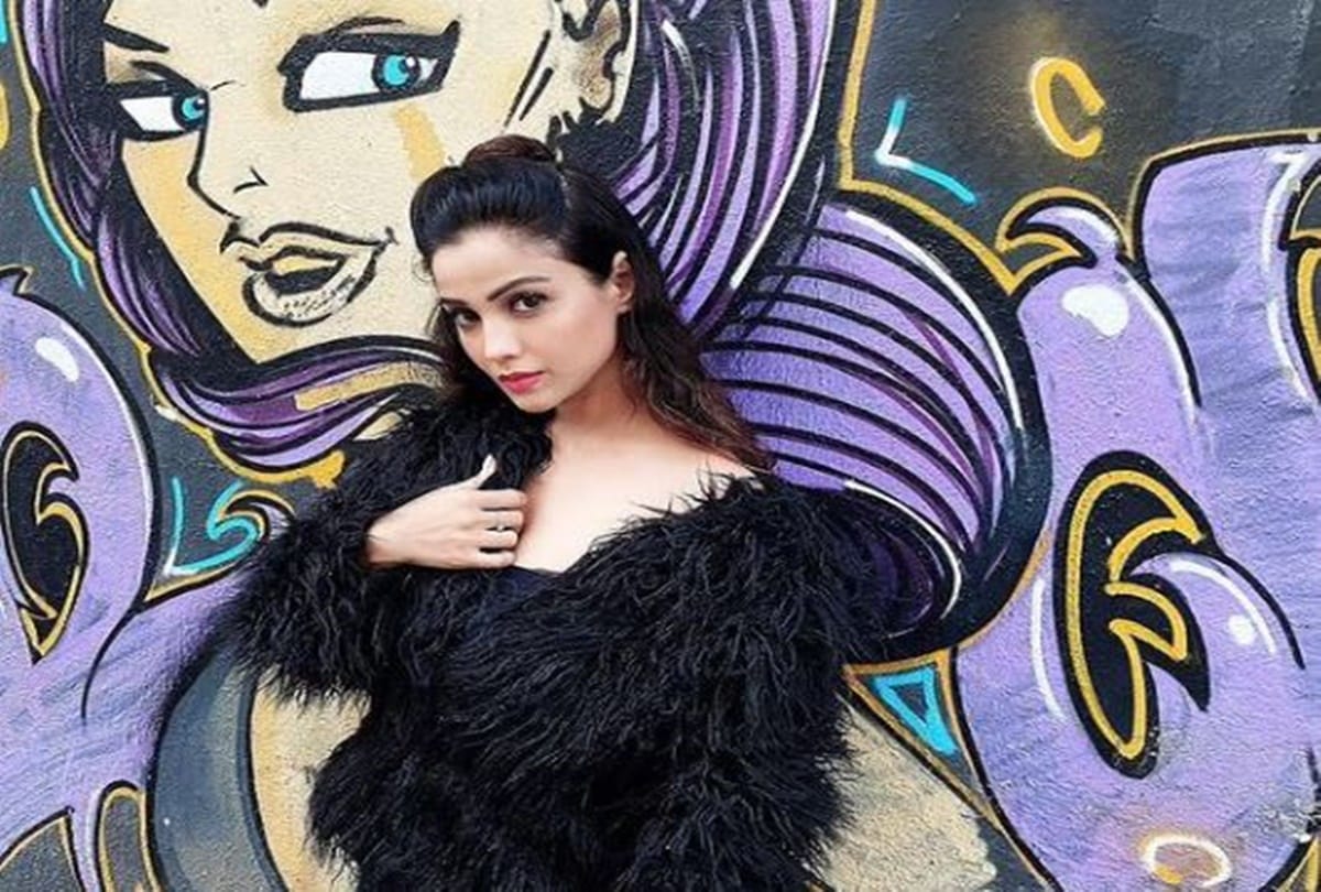 Adaa Khan birthday see glamrous photos of TV popular Nagin shesha aka adaa