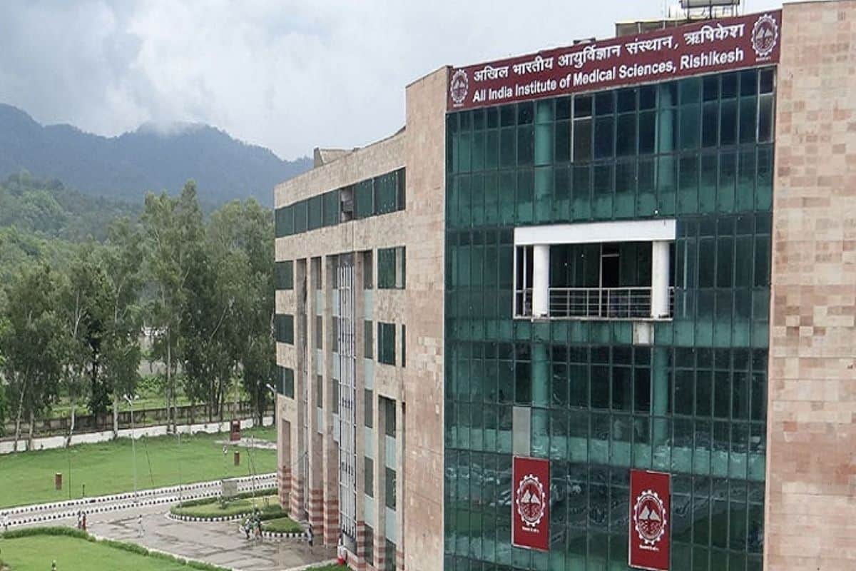 AIIMS Rishikesh, New Delhi, Bhubaneswar and Mangalgiri Recruitment 2021: Apply for 1325 posts of nursing officer, professor etc