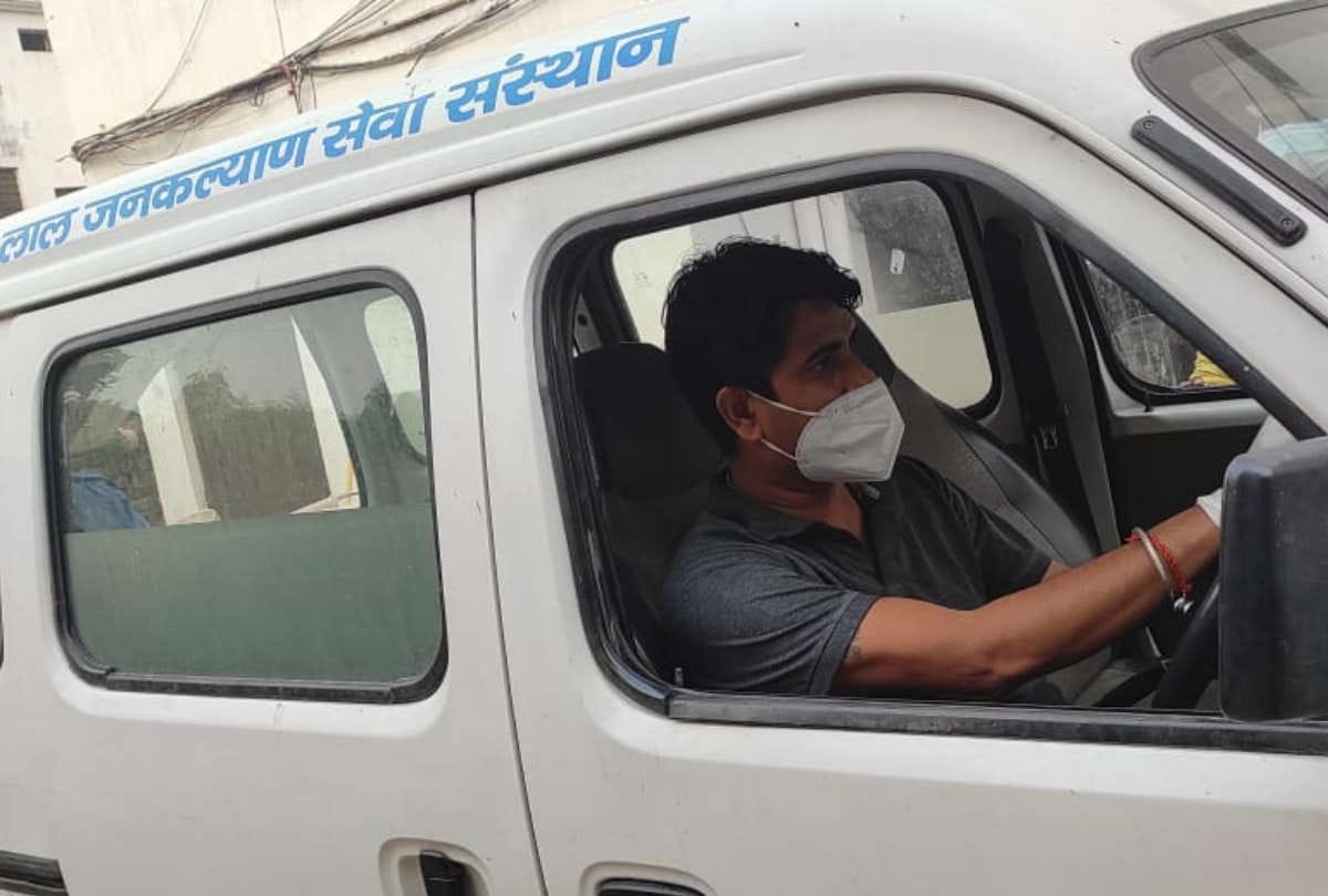 Corona infected Man arrange oxygen for sister save life by drive ambulance in gorakhpur