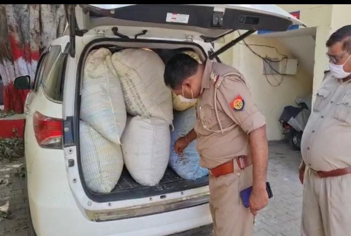 Kasganj Police Caught Illegal Poppy From Car Crime News