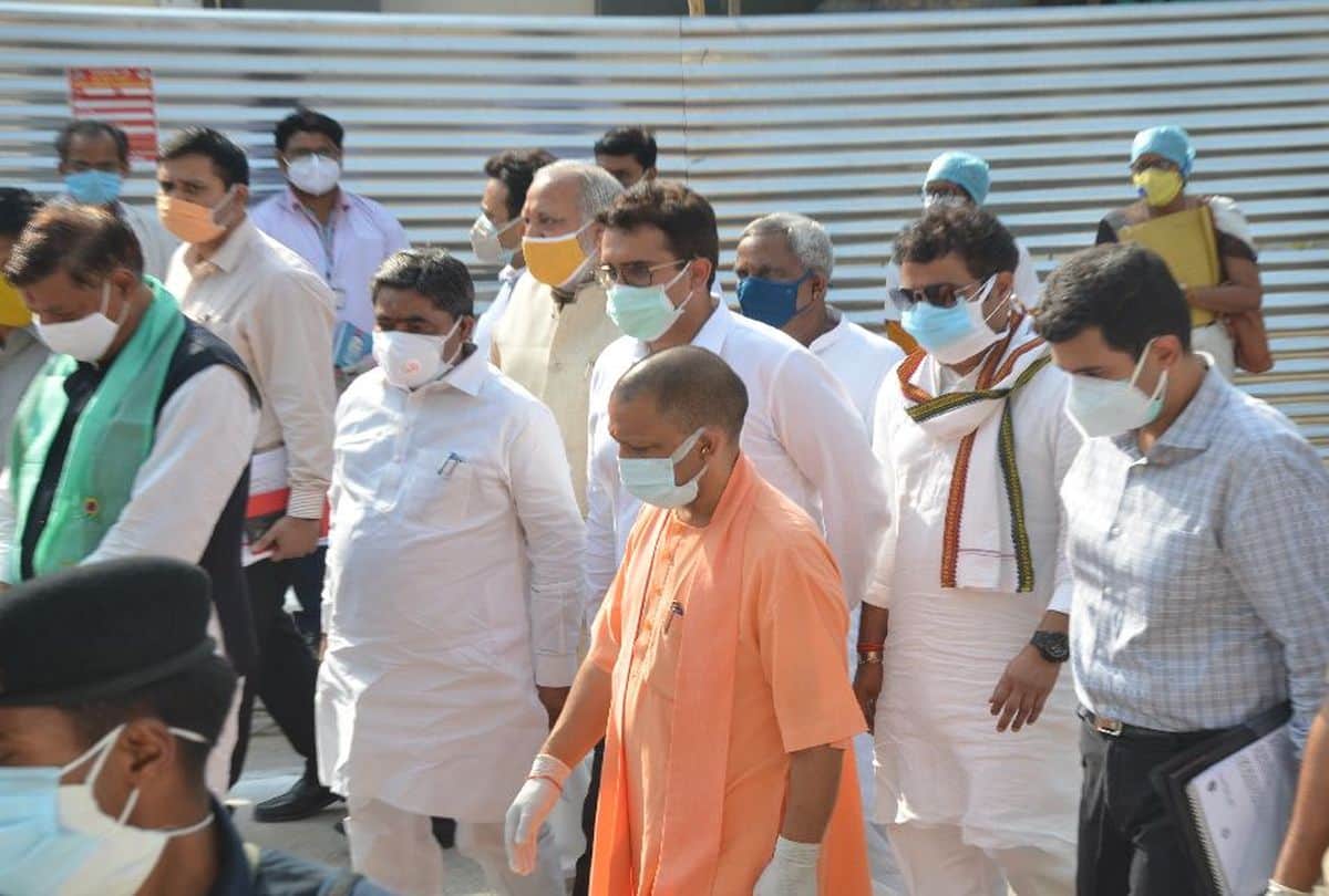 Cm Yogi Meets With Corona Positive Patients In Mathura