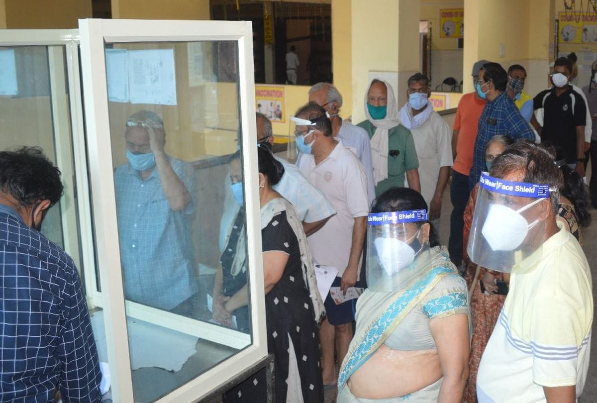 Corona Vaccine Second Dose Will Be After 84 Days In Agra