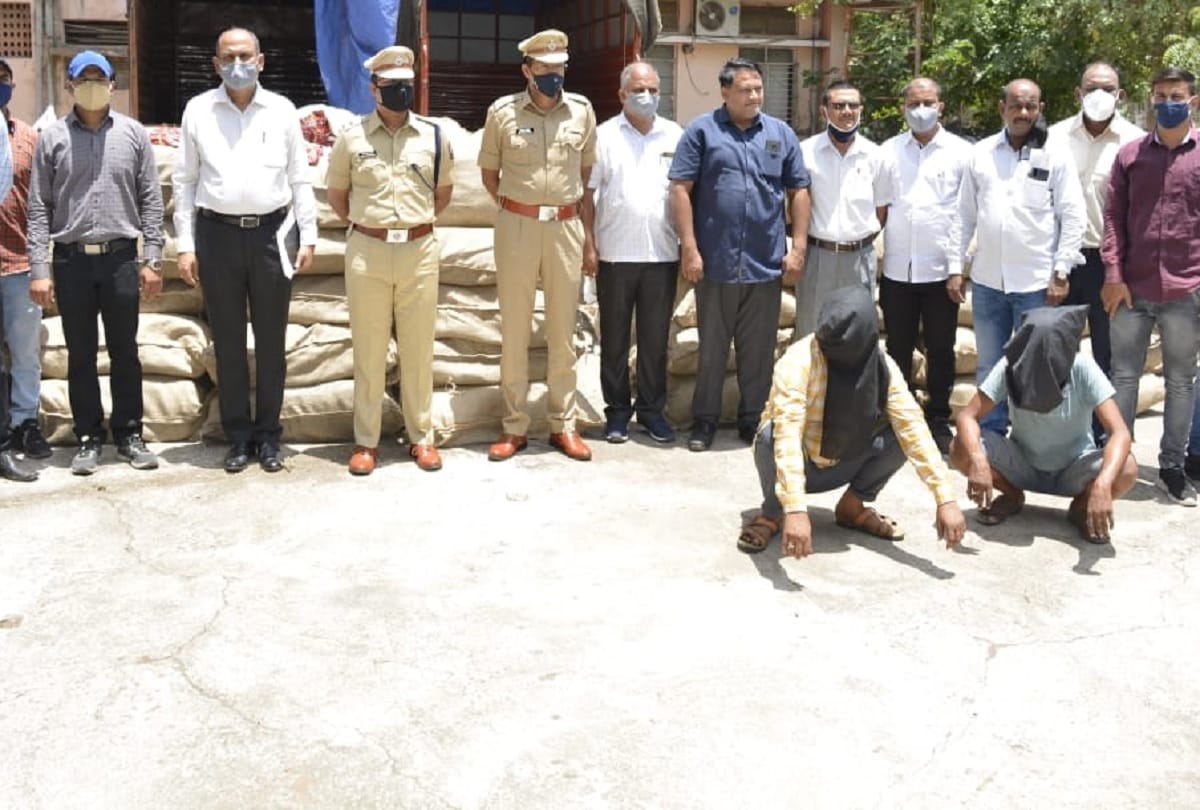 Three truck drivers arrested with banned pan masala gutkha by dhulia crime branch