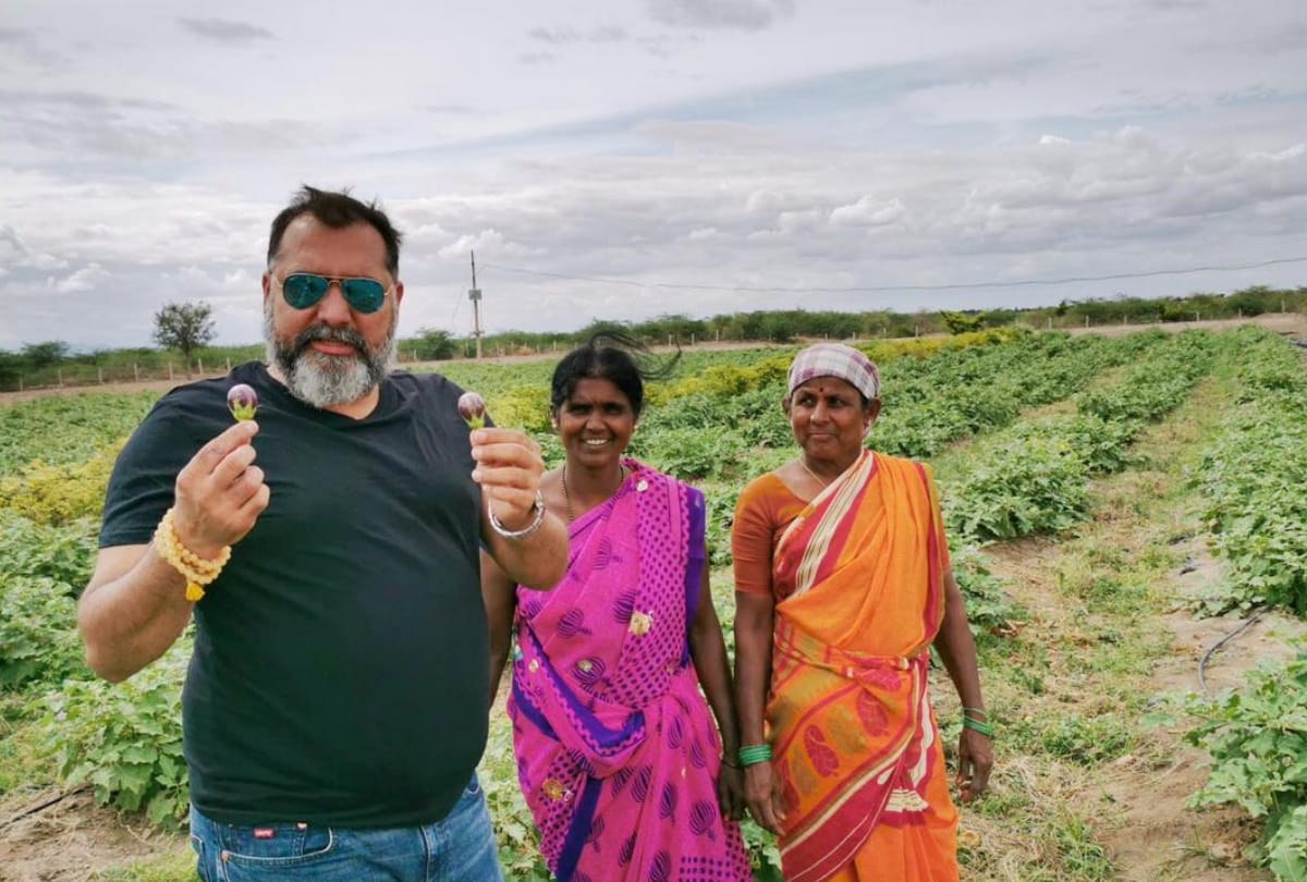 Harisharan devgan spreading awareness about organic farming in farmers