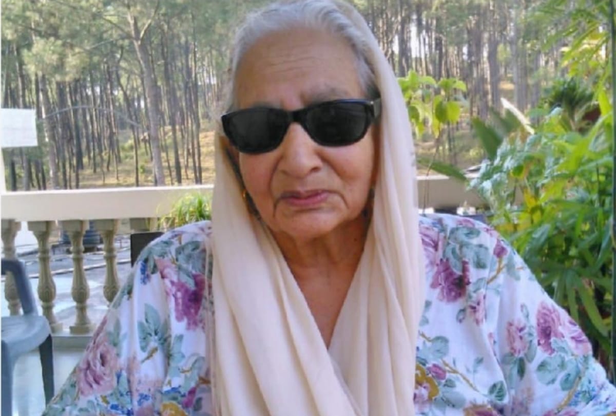 Himachal News: BJP MLA Narinder Thakur mother passes away