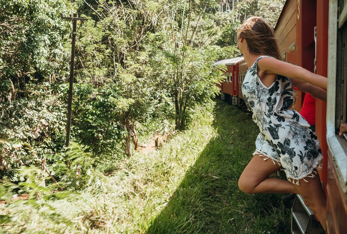 World Tourism Day 2021 Keep these 12 things in mind while traveling during the Corona period