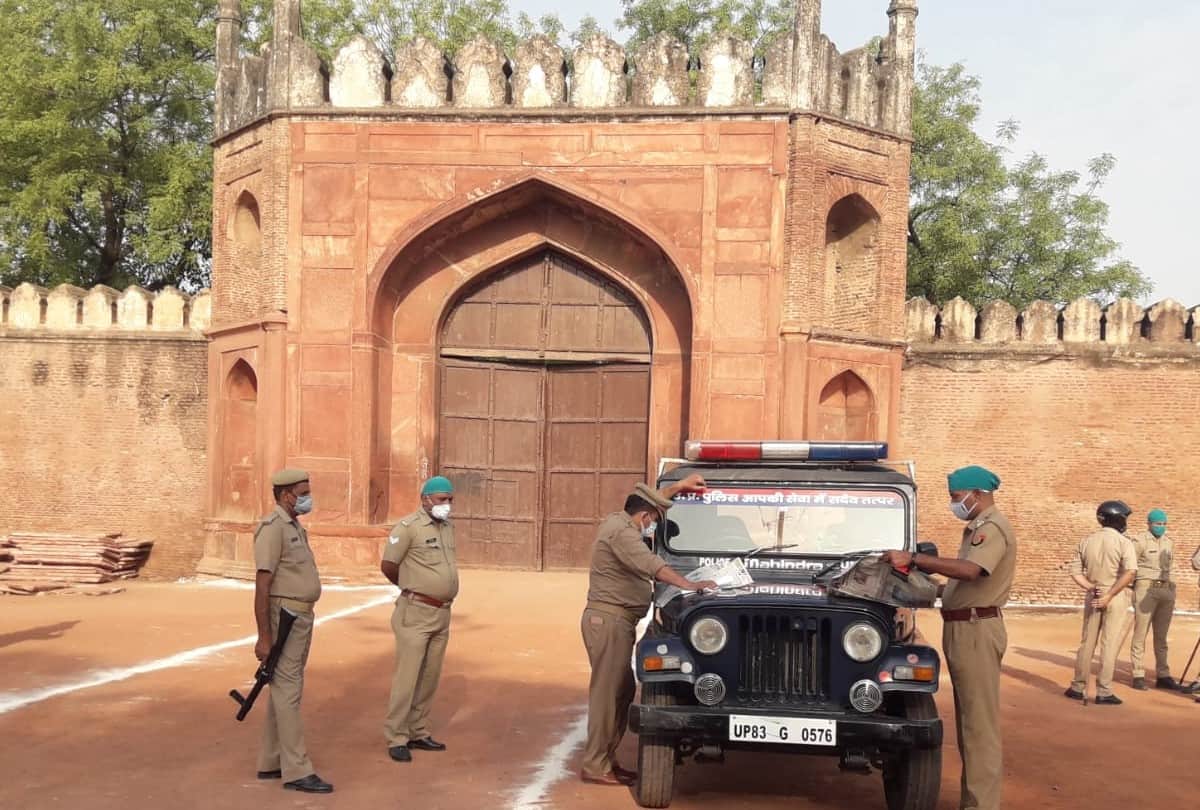Eid Namaz prayers not offered at the Taj Mahal due to Coronavirus
