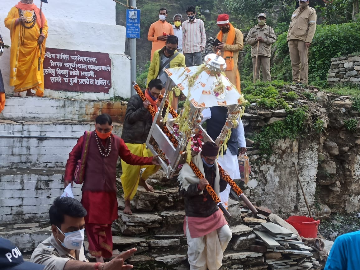 char dham yatra 2021: lord kedarnath doli departure for kedarnath dham today photos