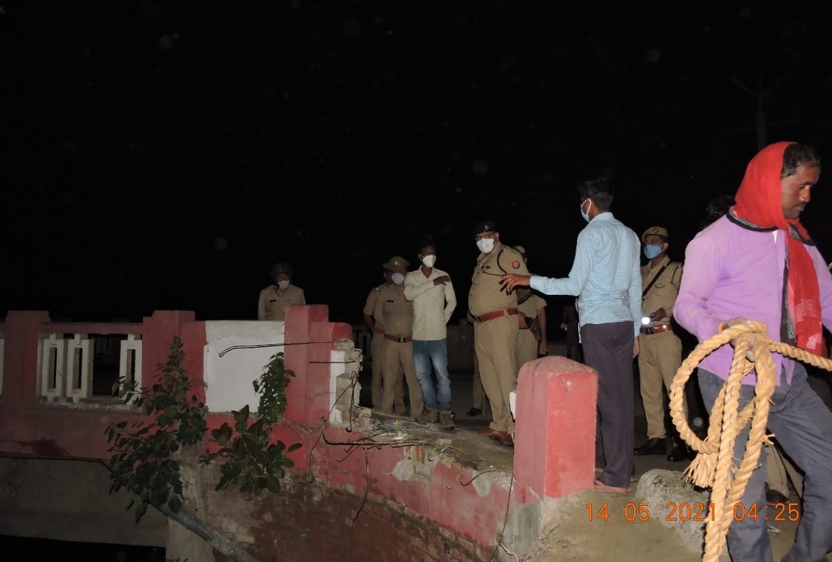 Bareilly car falls in sharda nahar 4 died one missing all update
