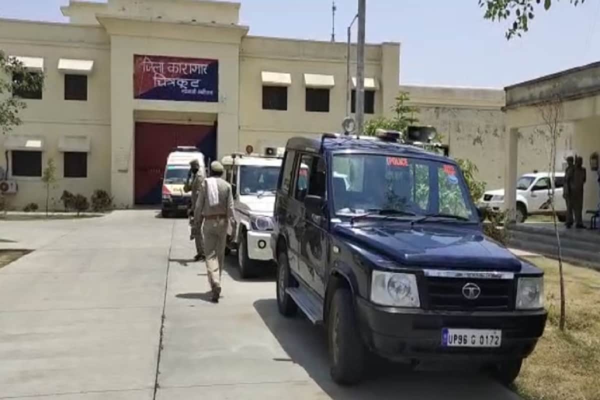 Chitrakoot Jail Kand: There is silence in village of criminal Mukeem Kala of Shamli and see photos