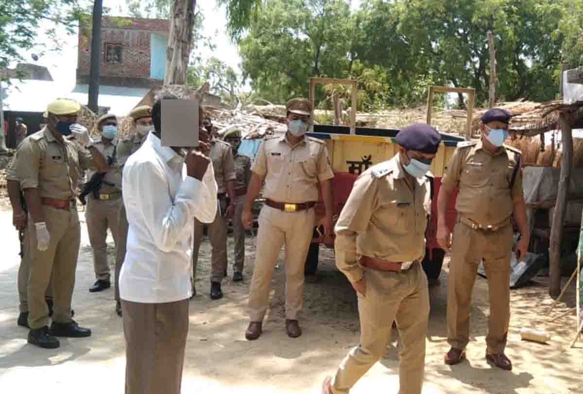 Gang misdeed with old age woman in Kannauj