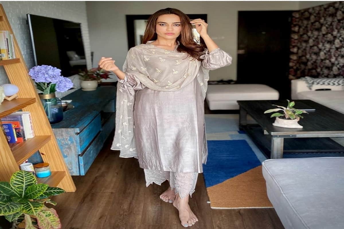 surbhi jyotis latest beautiful look in hindi