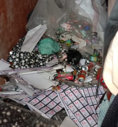 Police in action caught illegal liquor in village poisonous liquor death case in azamgarh 